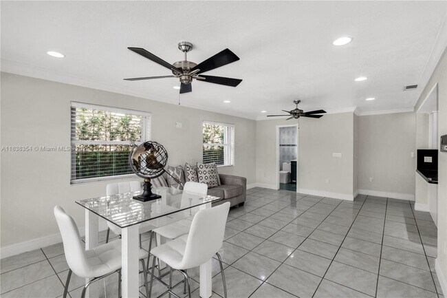 Building Photo - 8482 NW 166th Terrace