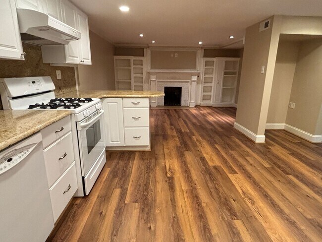 Building Photo - 3479 Overbrook Dr