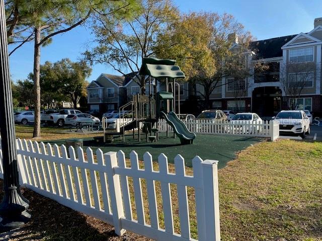 Building Photo - 13028 Plantation Park Cir