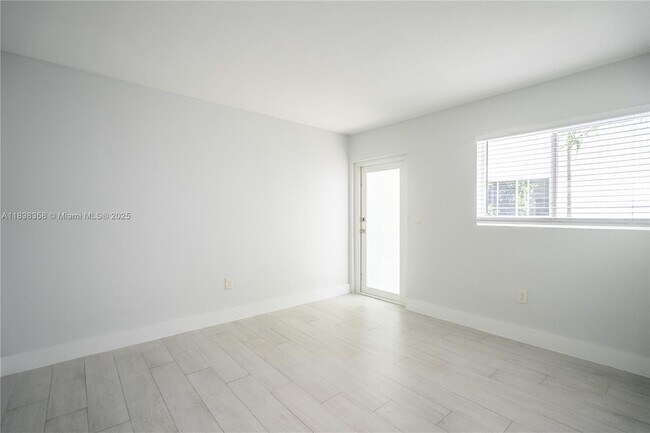 Building Photo - 465 NE 59th St