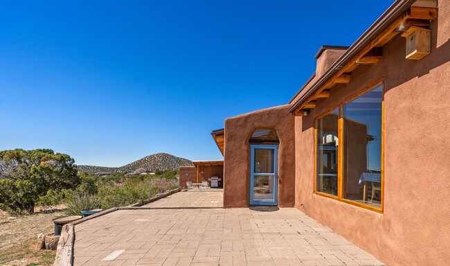 Building Photo - Enchanting Country Adobe