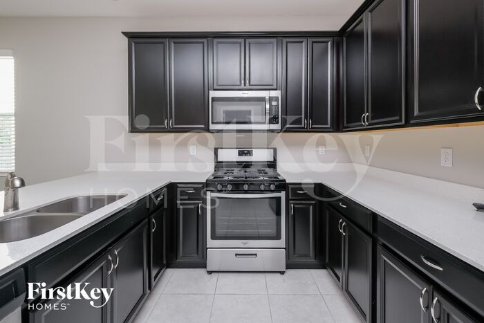 Building Photo - 6322 Heirloom Pl