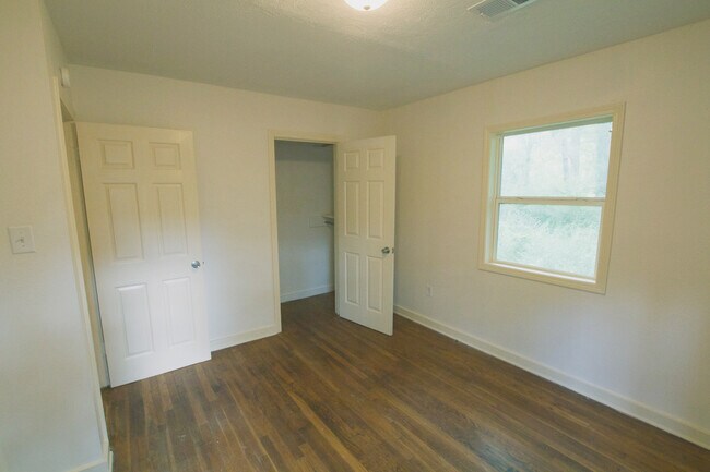 Front Bedroom 2 - 2369 Coronet Pl