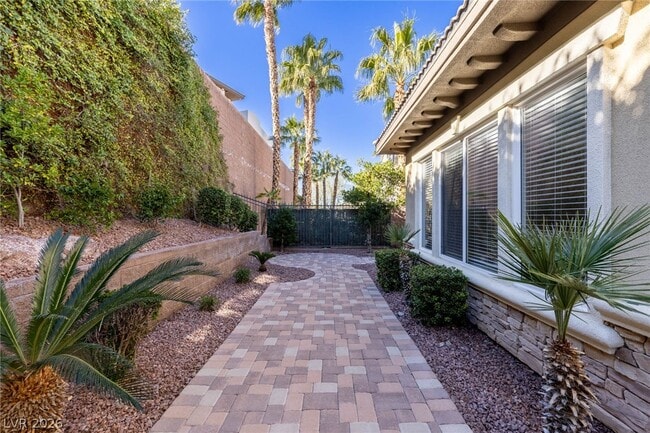 Building Photo - 1353 River Spey Ave