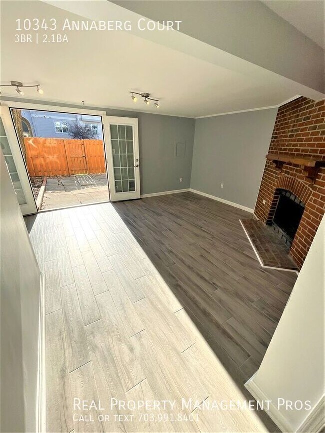 Building Photo - 10343 Annaberg Ct