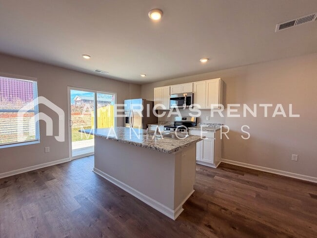 Building Photo - Brand New Living at Driftwood Townhomes!