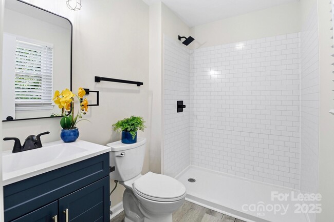 Building Photo - 7605 Bramblewood Dr