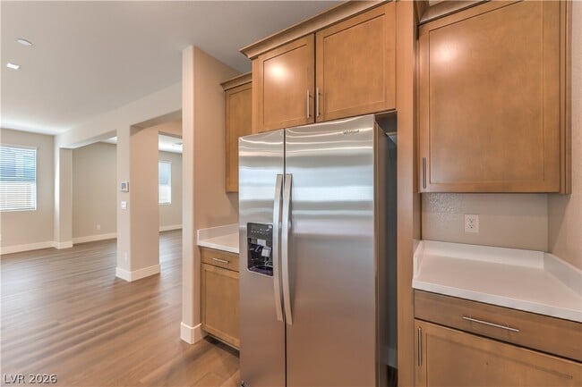 Building Photo - 497 Chestnut Falcon Ave