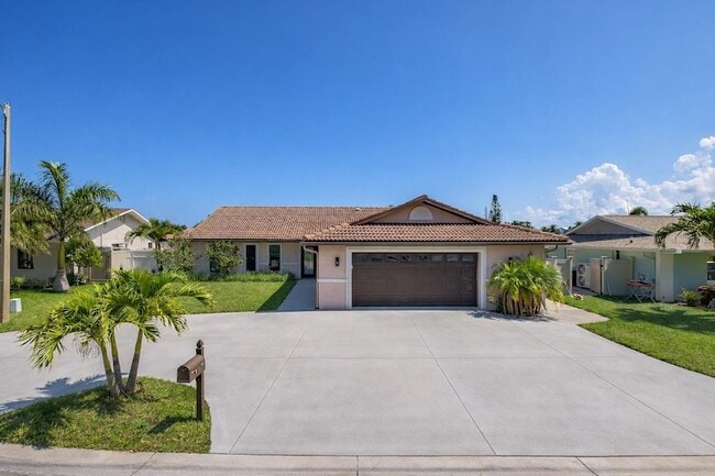 Building Photo - 3841 Rudder Way