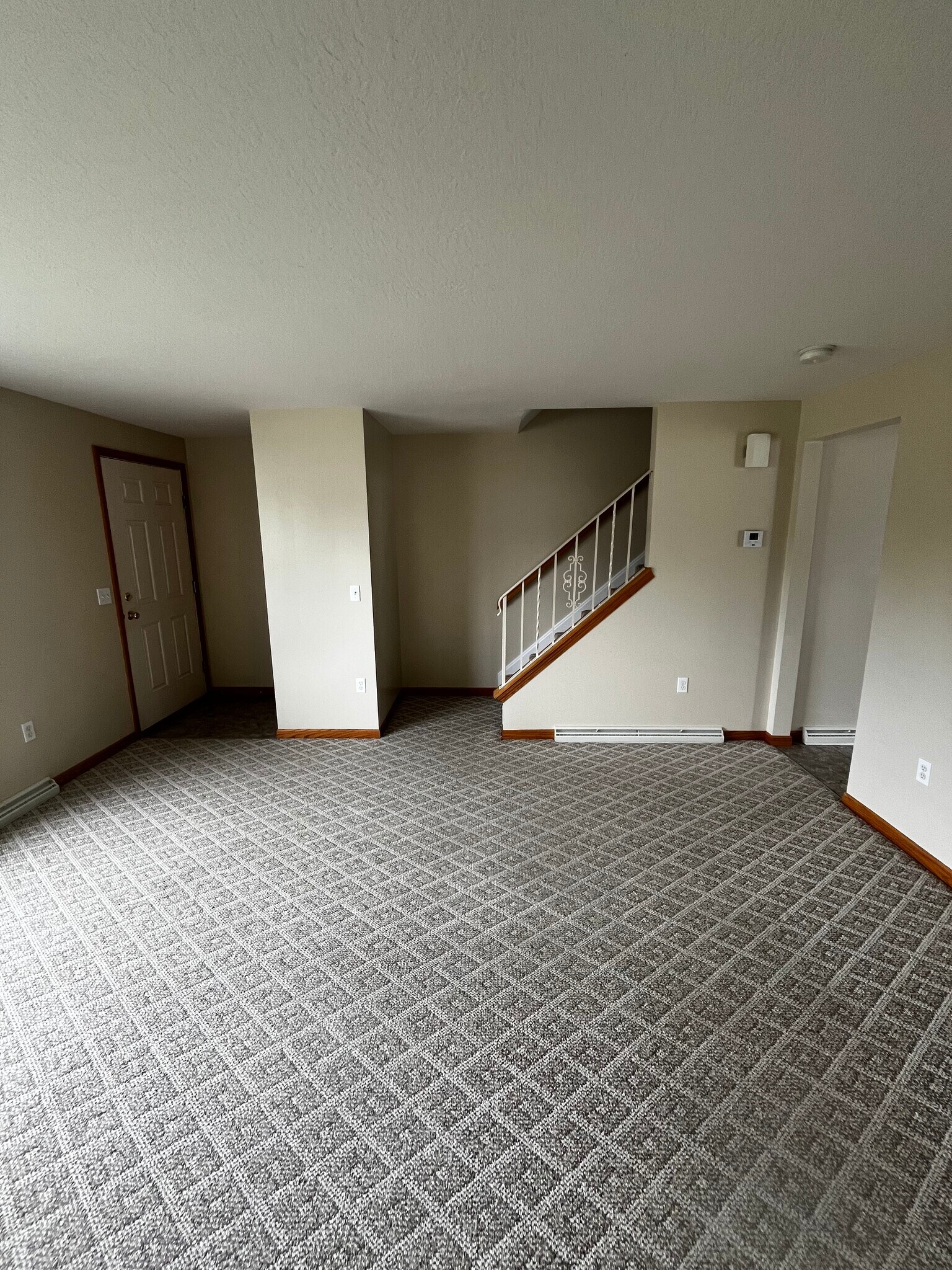 Building Photo - 1157 Yuma Cir NE