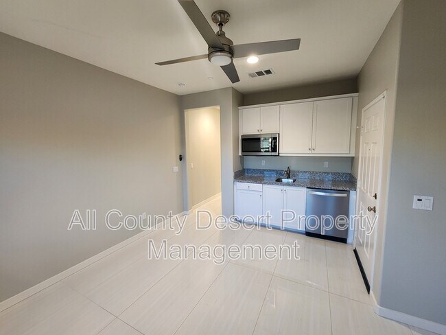 Building Photo - 44801 Beringer Dr