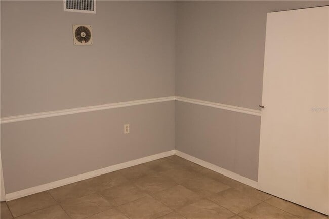 Building Photo - 7609 Abbey Ln