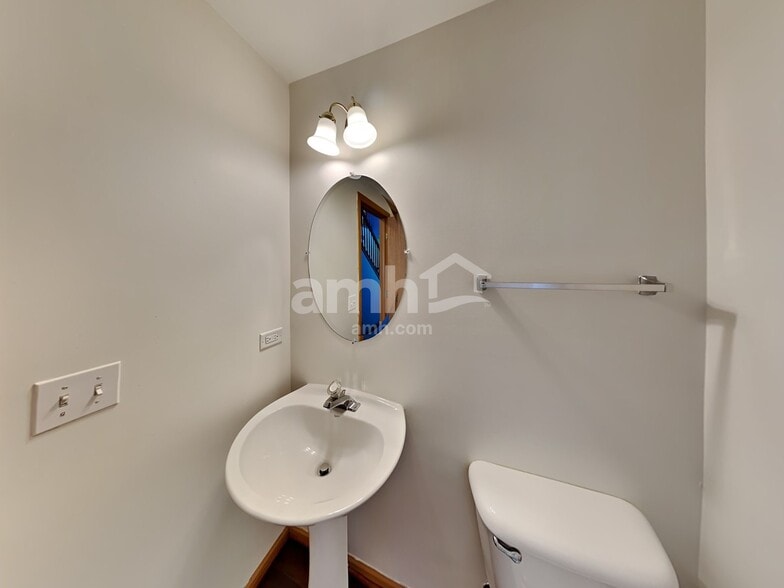 Building Photo - 1808 Brockway Pond Ct