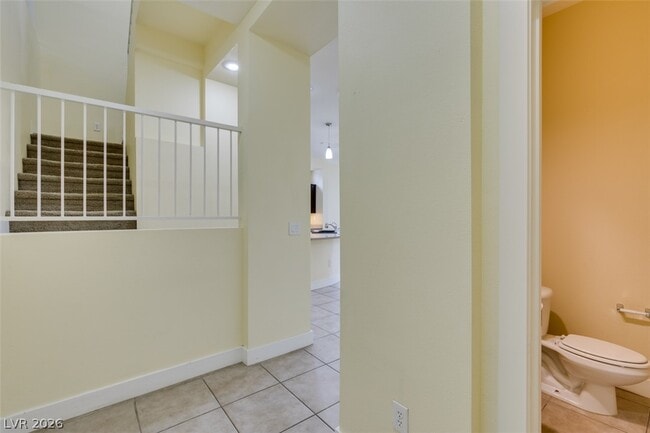 Building Photo - 228 Frapuccino Ave