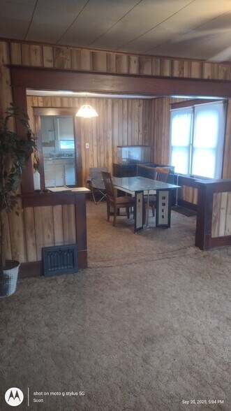 Dining Room Table and Chairs - 2630 S 22nd St