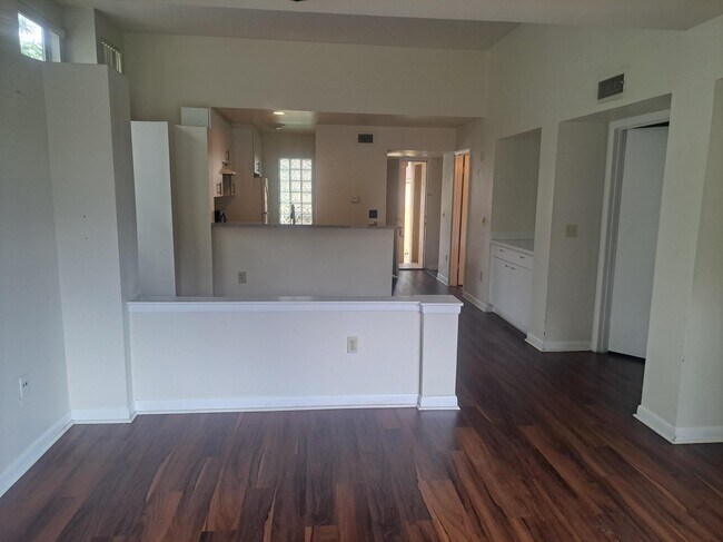 Building Photo - 4783 Via Palm Lakes