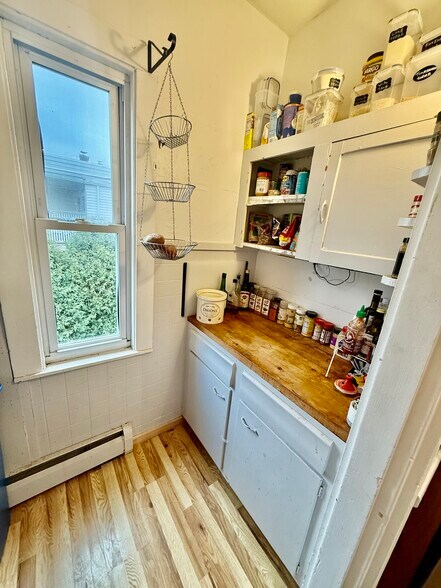 Building Photo - 95 Beckett St