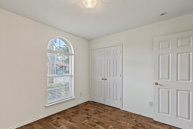 Building Photo - Single Family 3 Bedroom for Rent