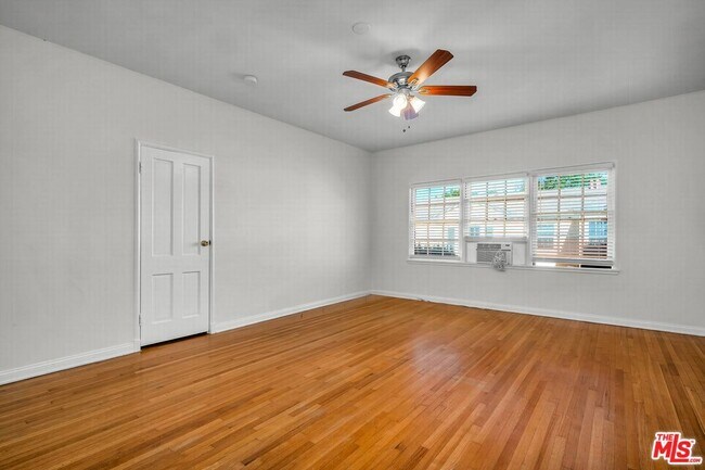 Building Photo - 612 Midvale Ave