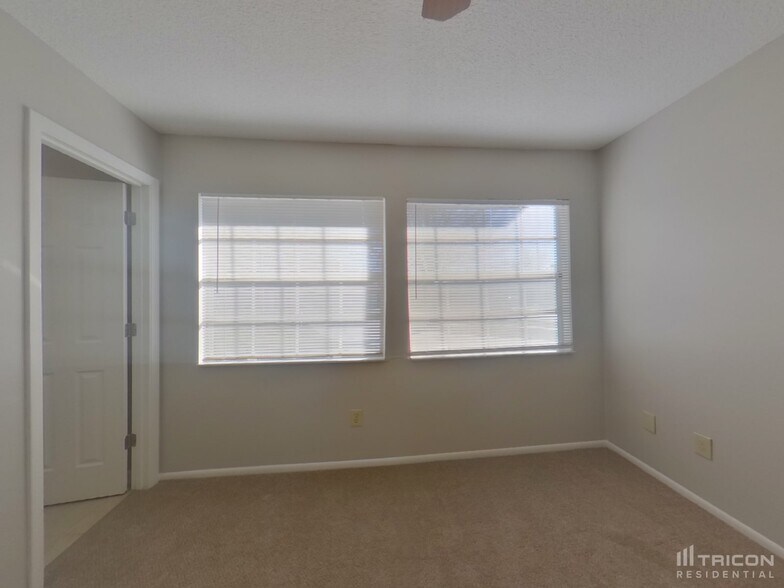 Building Photo - 191 Summerset Dr