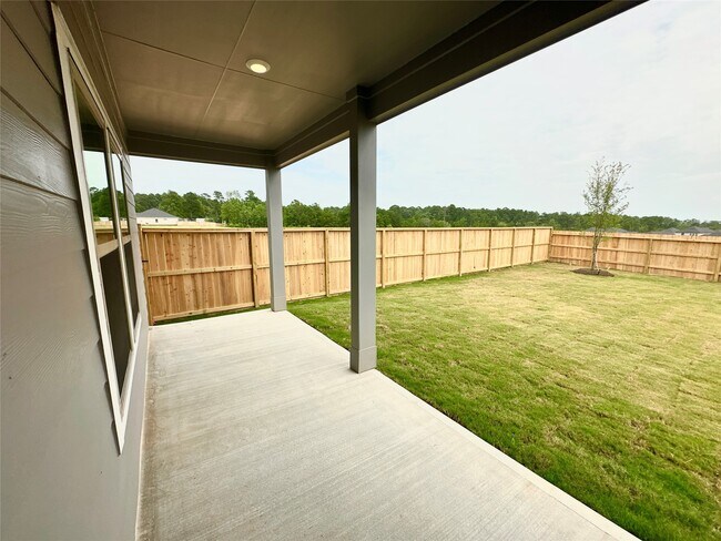 Building Photo - 12198 Ridge Top Dr