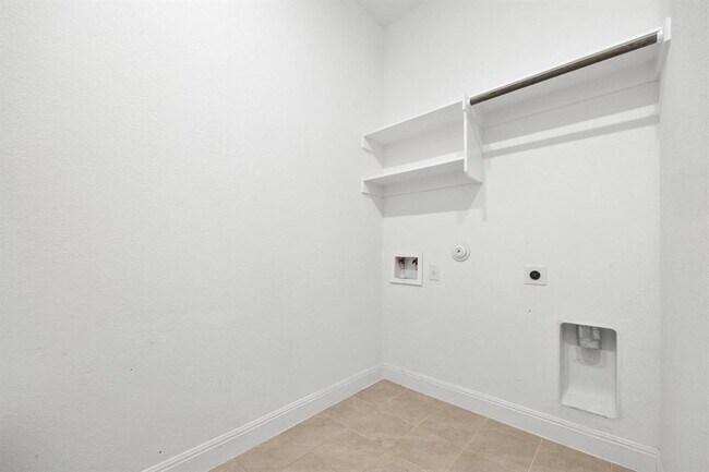 Building Photo - 18116 Leccion Dr