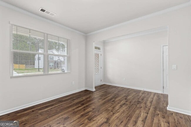 Building Photo - 5370 Swan Ln