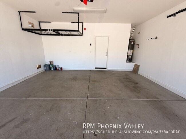 Building Photo - 25027 N 40th Ln