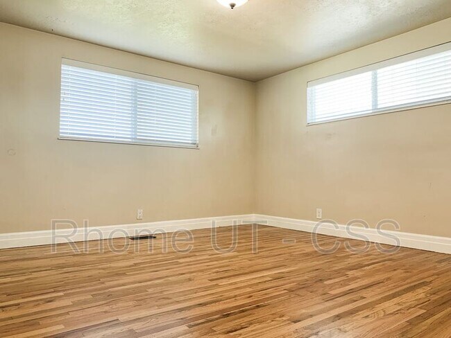 Building Photo - 6634 S 2700 W