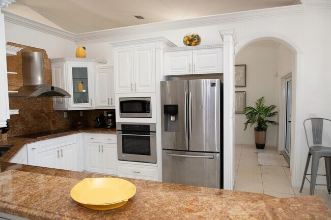 Building Photo - 14361 SW 31st St