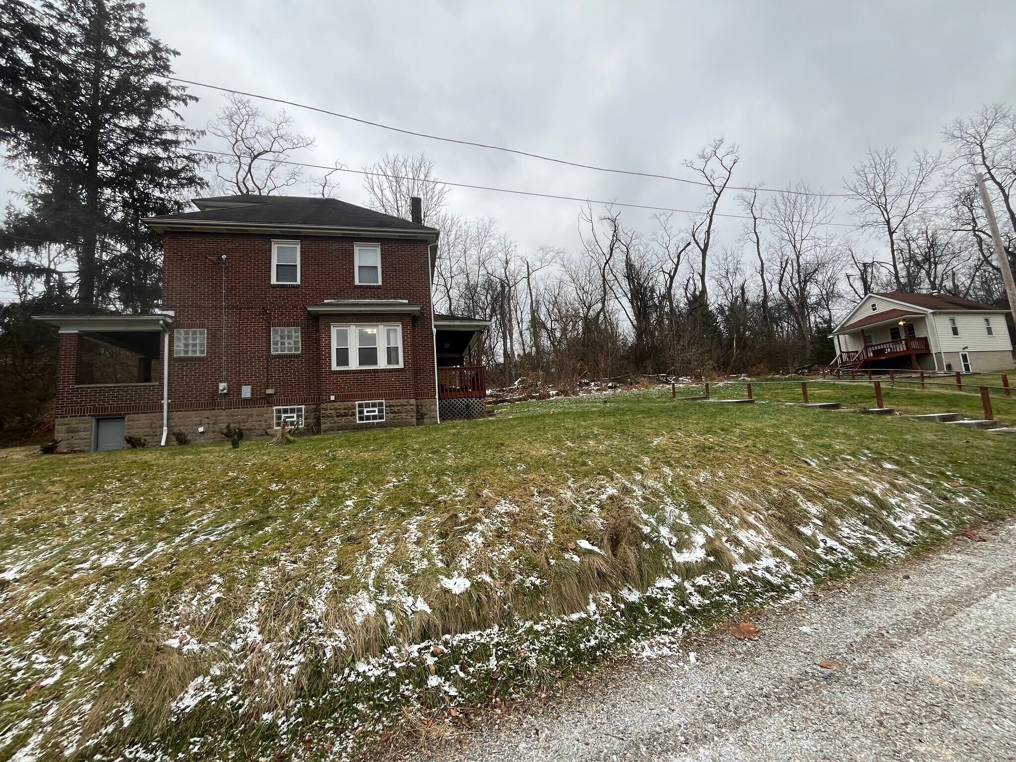 Building Photo - 1801 Universal Rd