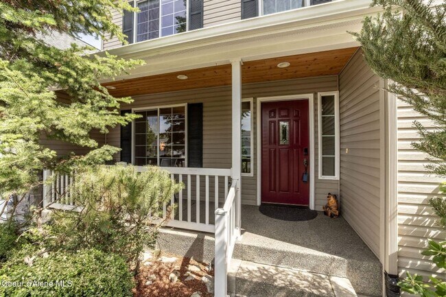 Building Photo - Beautiful home in Broadmore Estates