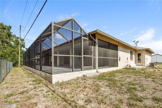 Building Photo - 17365 Castile Rd