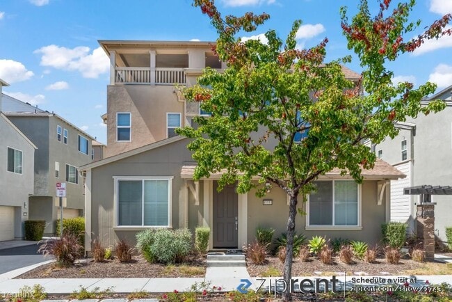 Building Photo - 4 br, 3 bath House - 8533 Preserve Ave, Ne...