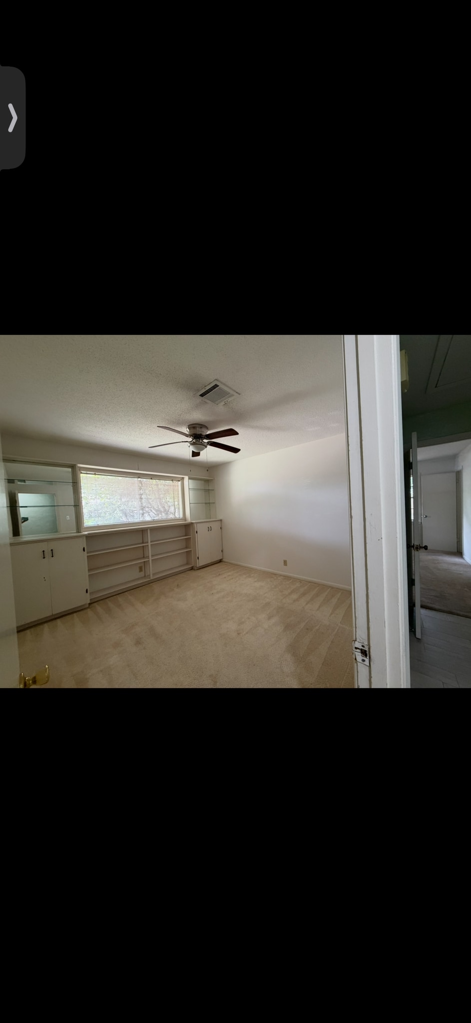 Building Photo - 2102 Elmwood Dr