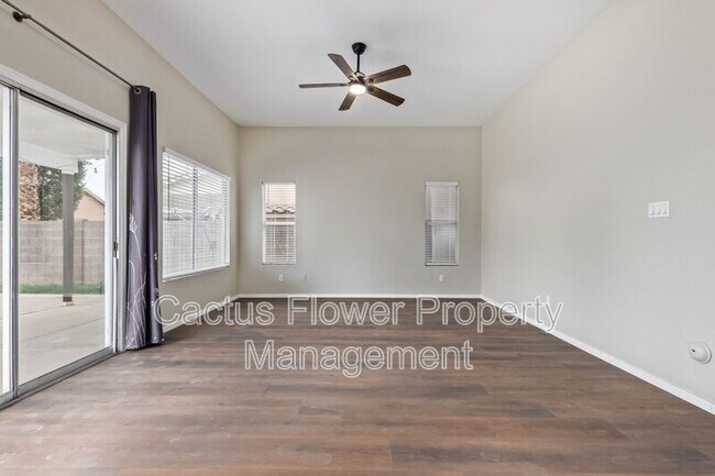 Building Photo - 1651 E Flint St