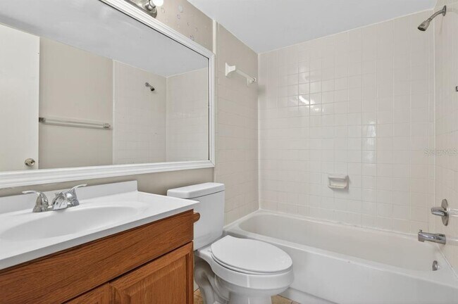 Building Photo - 14319 Hanging Moss Cir