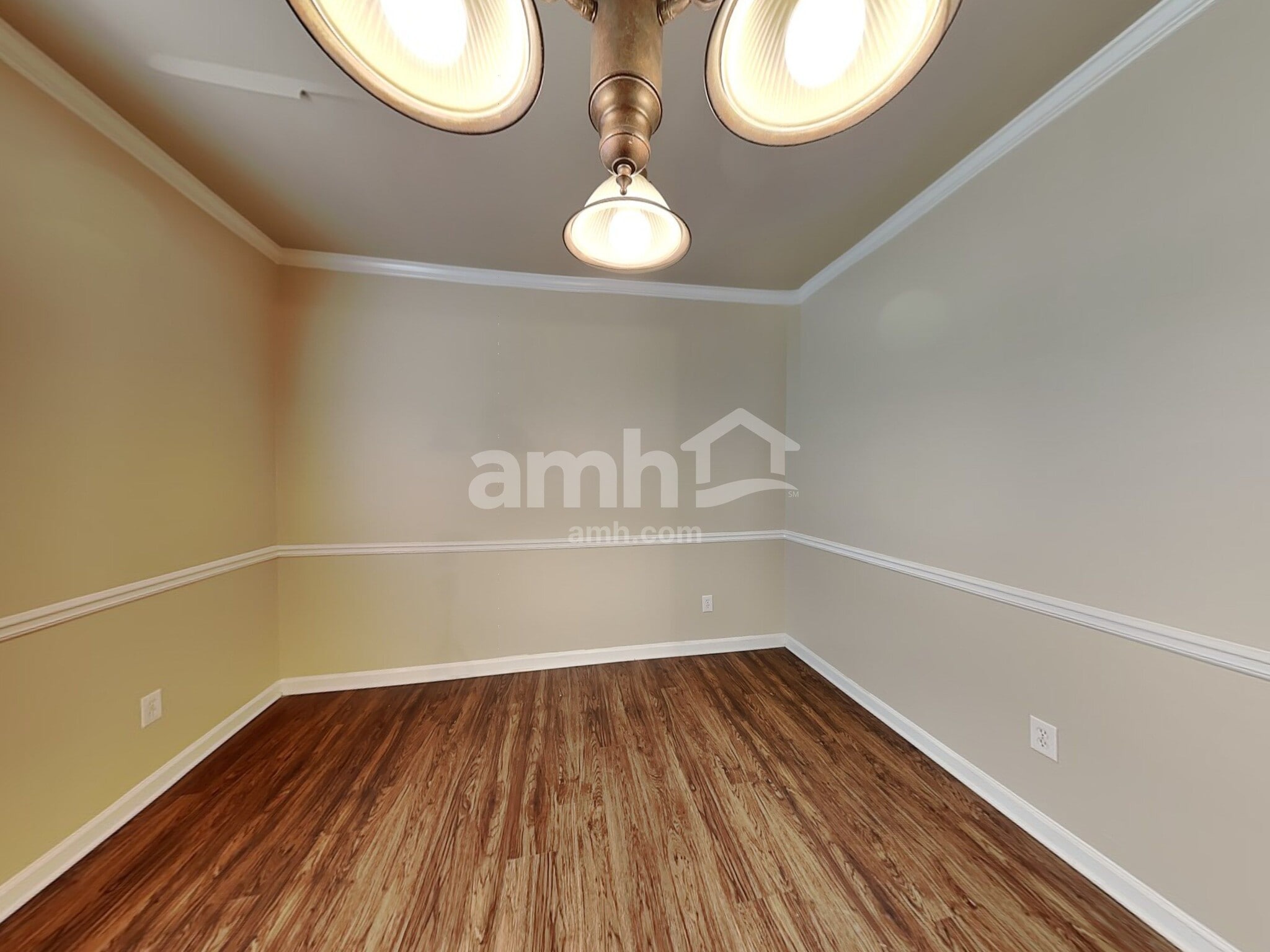 Building Photo - 148 Crescent Woode Dr