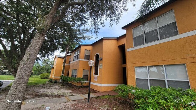 Building Photo - 5785 Gatlin Ave