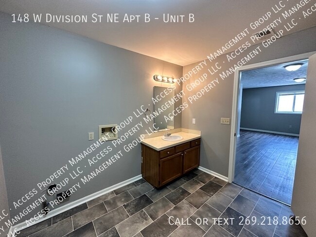 Building Photo - 148 W Division St NE