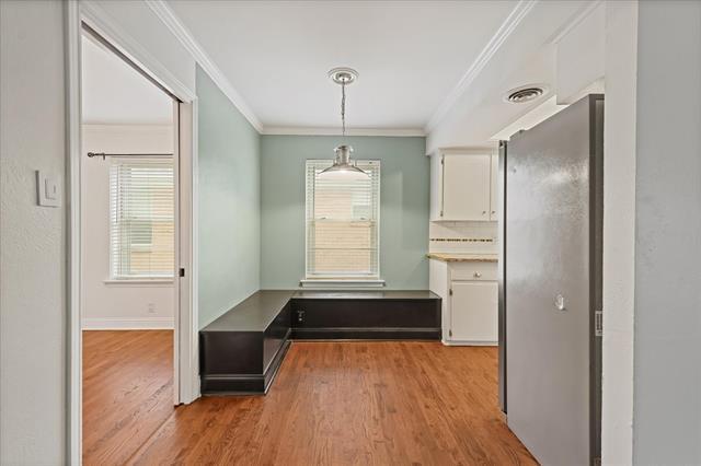 Building Photo - 10637 Lakemere Dr