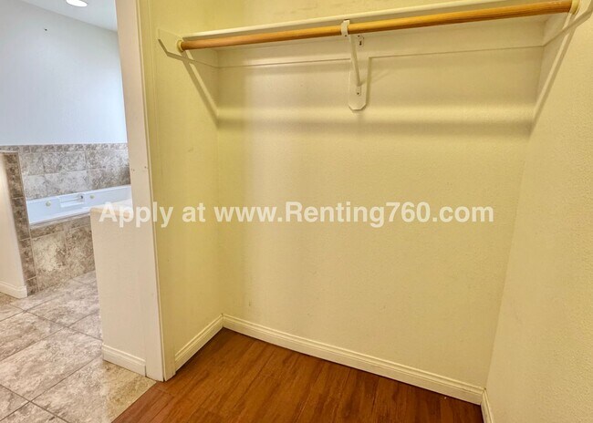 Building Photo - Spacious 4 Bedroom Home in Copper hills Ne...