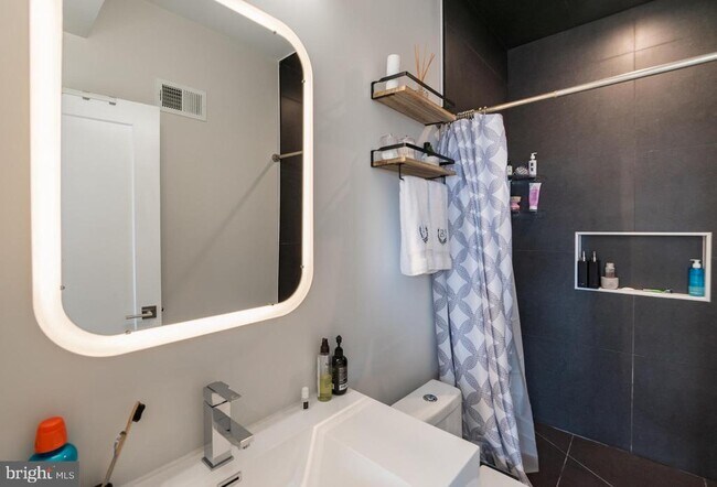 Building Photo - 1612 Germantown Ave