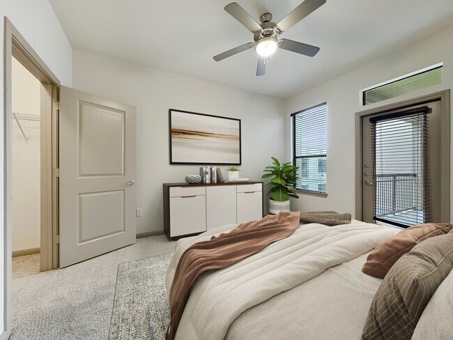 Building Photo - Midtown Vibes, Modern Comfort
