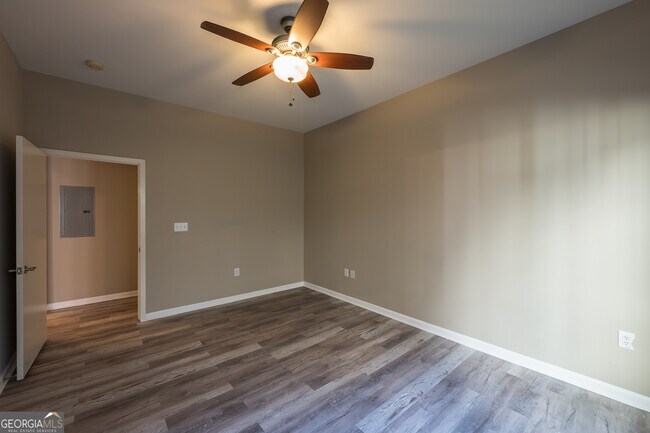 Building Photo - 5300 Peachtree Blvd