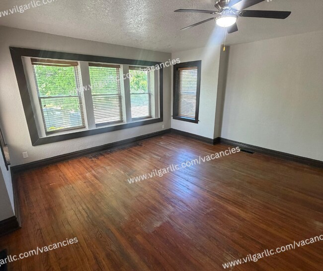 Building Photo - 3713 Hemlock St