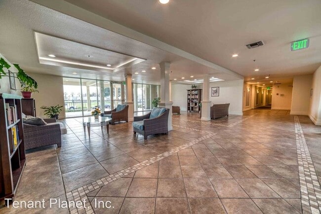 Building Photo - 411 Park Ave