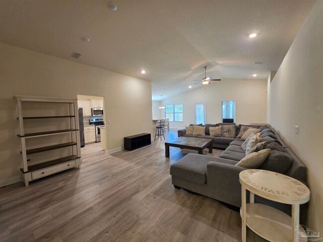 Building Photo - 4411 Fiske St