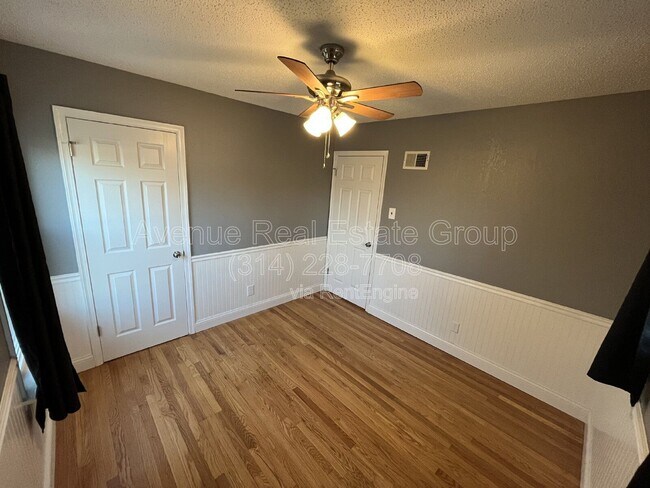 Building Photo - 1160 Mullanphy Ln