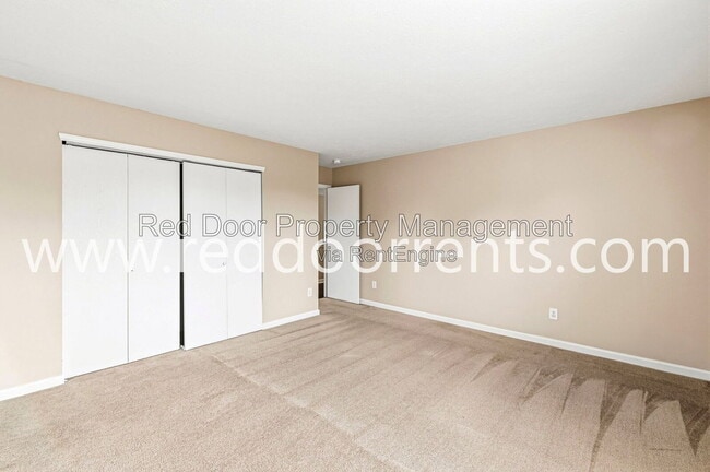 Building Photo - 12419 Deerview Dr